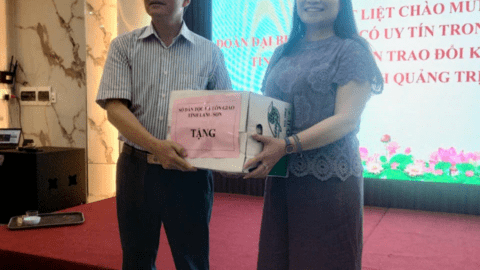 Đoàn đại biểu Người có uy tín tỉnh Lạng Sơn đi học tập kinh nghiệm tại tỉnh Quảng Trị năm 2026