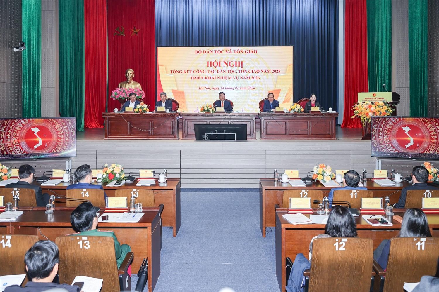 Hội nghị toàn quốc tổng kết công tác dân tộc, tôn giáo năm 2025 và triển khai nhiệm vụ năm 2026 đã đánh giá 12 dấu ấn nổi bật của ngành công tác dân tộc và tôn giáo trong năm 2025. Ảnh: Lê Anh Dũng