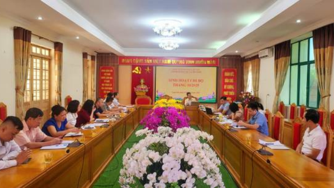 CHI BỘ SỞ DÂN TỘC VÀ TÔN GIÁO TỔ CHỨC SINH HOẠT THÁNG 10, TRIỂN KHAI NHIỆM VỤ THÁNG 11 NĂM 2025